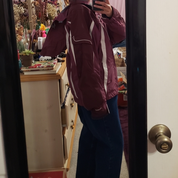 North Face Snow Jacket - Picture 2 of 8